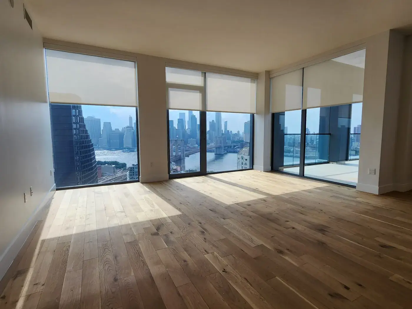 Roller Shades - example 12