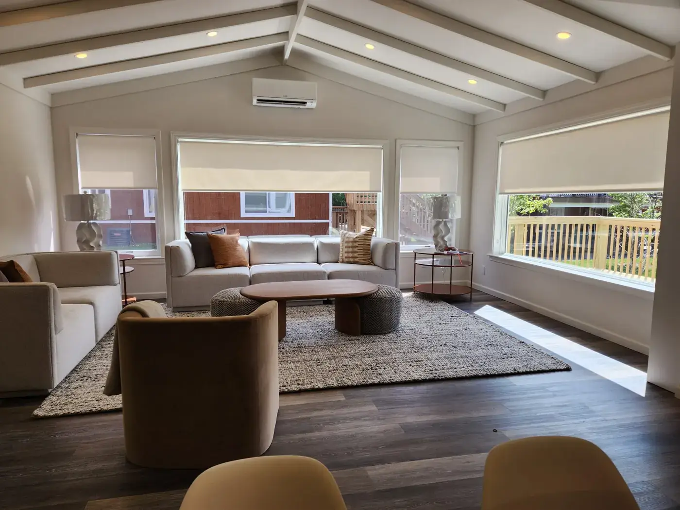 Roller Shades - example 19
